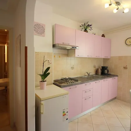 Apartment Radojka L Near Centre Porec